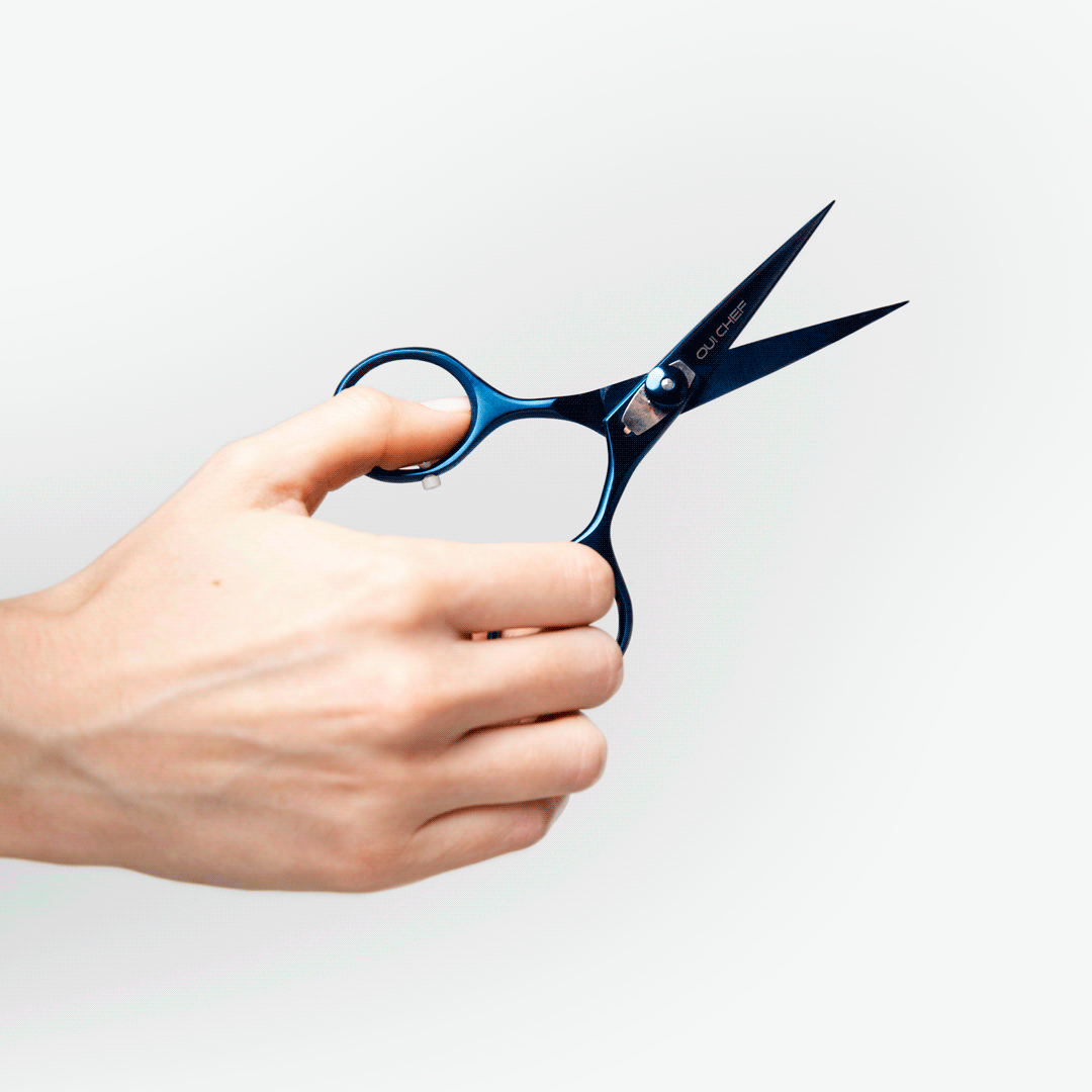 Oui-Chef_Blue-Scissors-1_GIF